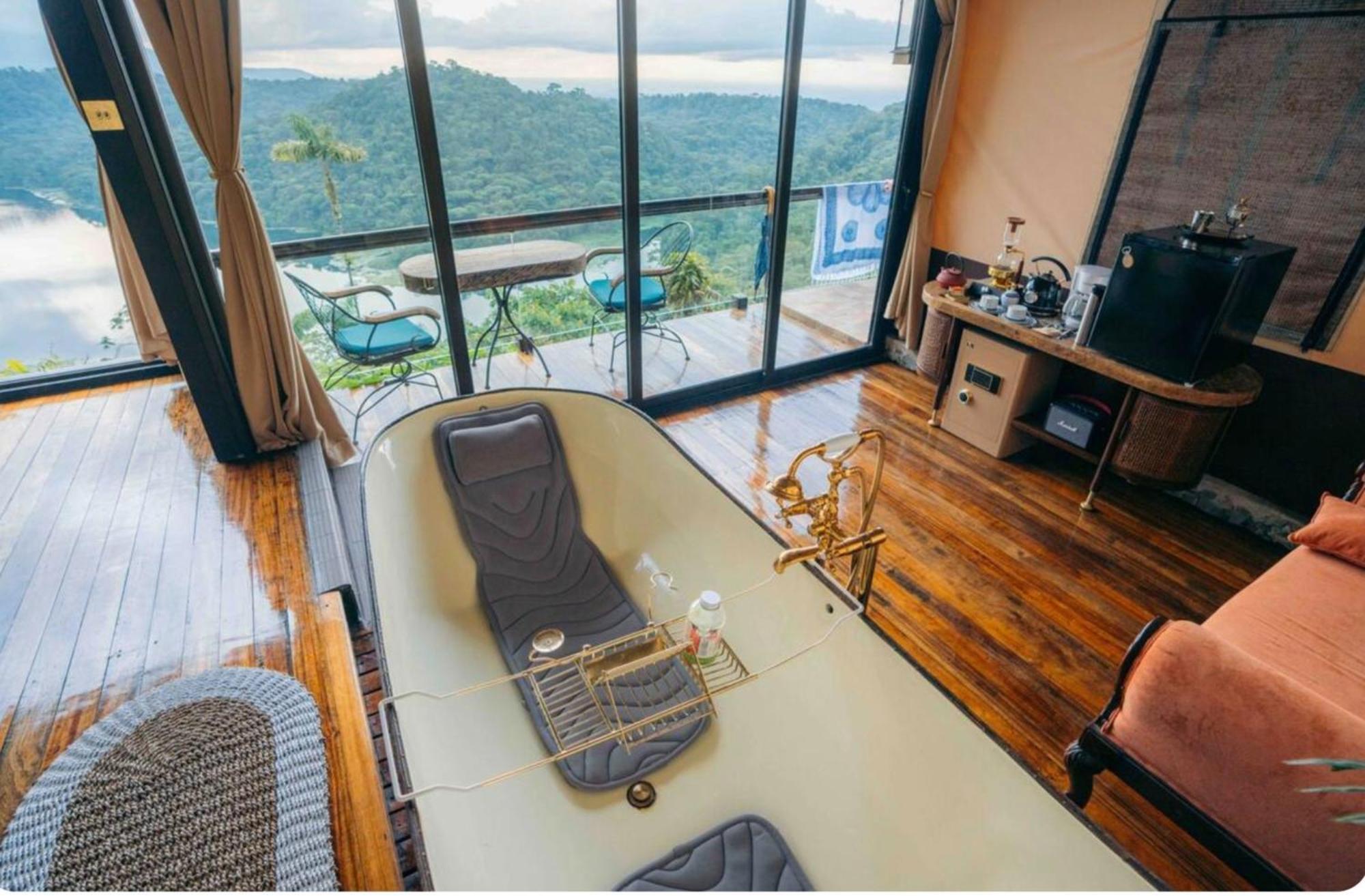 Casa Maar -tented Camp Luxury tent *